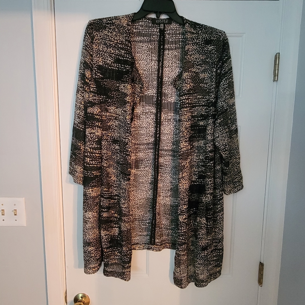 Kasper Mesh Black and Gold Kimono 2x, gently worn.